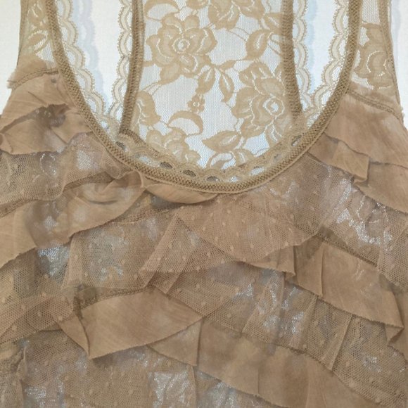 NWT Abercrombie & Fitch Caily Floral Lace Stretch Light Grey Tank Women's S - Picture 3 of 6